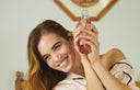 The key to a beautiful complexion is first and foremost an healthy skin: cleaned every day and treated with products adapted to your needs.