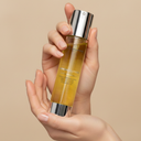 le démaquillage à l’huile, un geste essentiel pour une peau éclatante