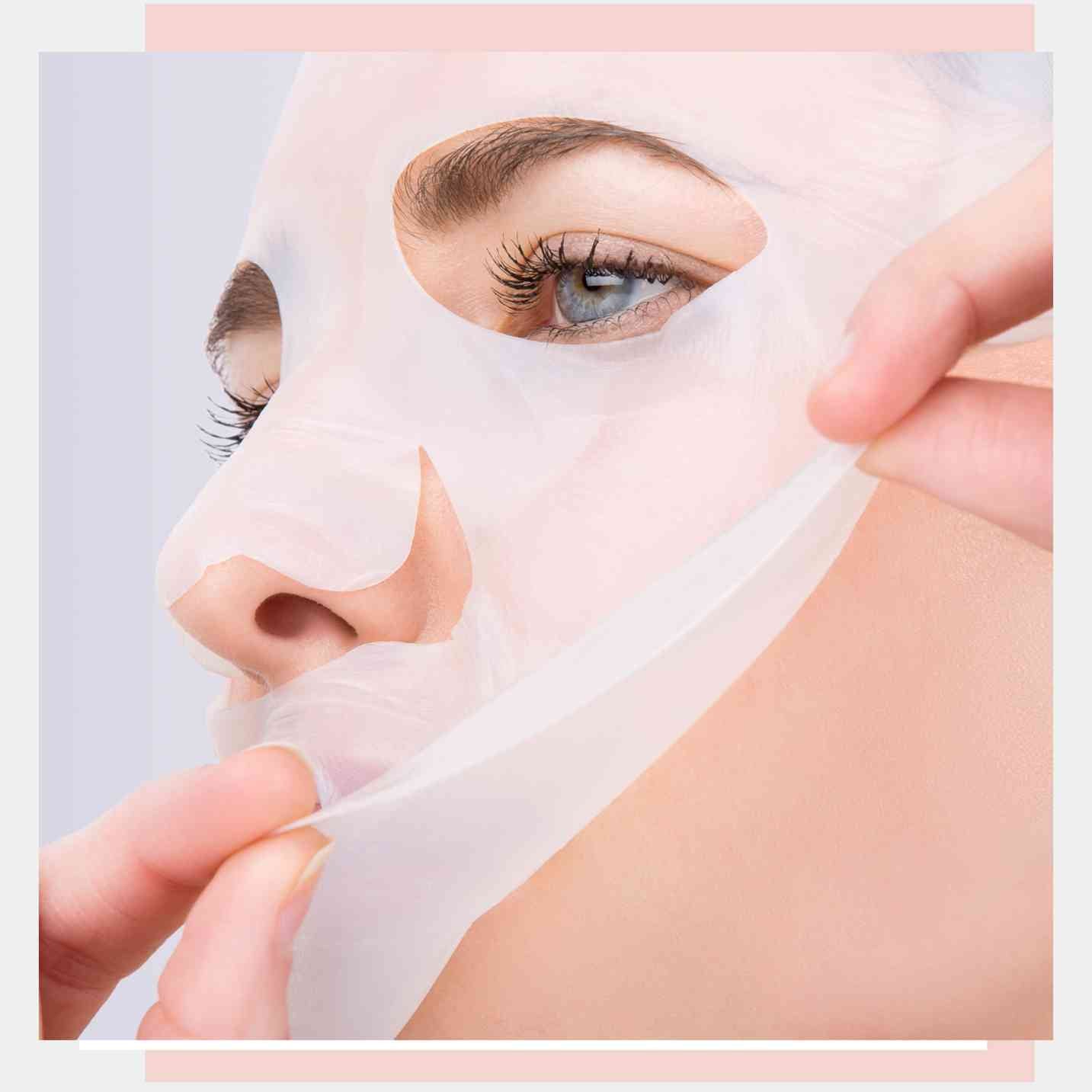 Wearing a mask protects us from covid-19, but it is not an excuse to give up on facials. Impurities, spots, redness, pollution, dryness and friction... How to get rid of these imperfections? 